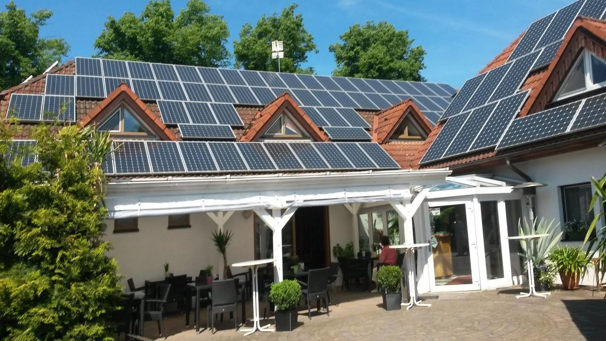 Landhotel Zum Baggernpuhl Wachow Esterno foto